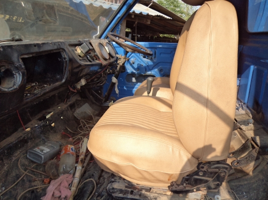 ขาย165000บาทรถอีซูซุ6ล้อTLดั้มเครื่อง85แรง (ไม่มีเล่มนะคับ)