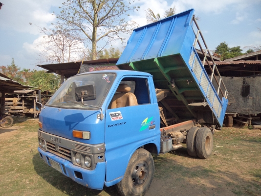 ขาย165000บาทรถอีซูซุ6ล้อTLดั้มเครื่อง85แรง (ไม่มีเล่มนะคับ)