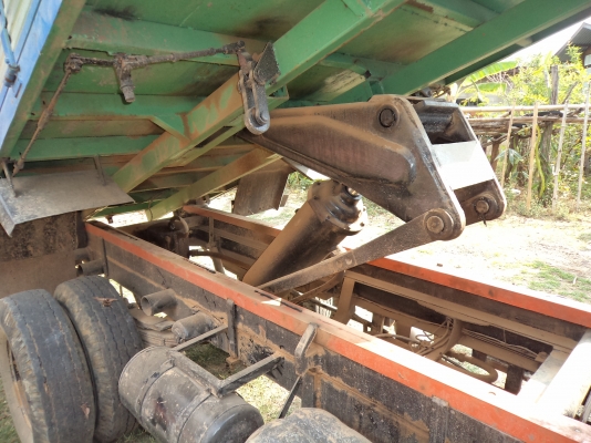 ขาย165000บาทรถอีซูซุ6ล้อTLดั้มเครื่อง85แรง (ไม่มีเล่มนะคับ)