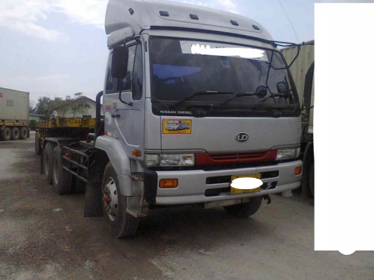 Nissan UD 320 แรง หัวลาก ปี 46 พร้อมวิ่งได้เลยครับ