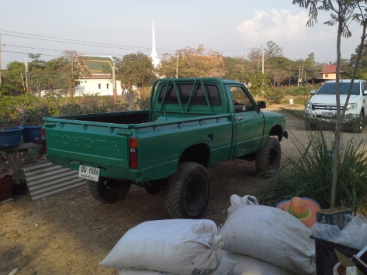 ขายRN 35ม้ากระโดด 4&times;4 12 r turbo หน้าคอยสปริงหลังแหนบ