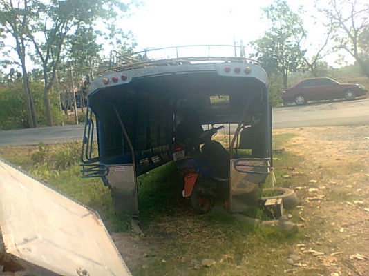 ขายหลังคารถโดยสารเดิมใส่ีอีซูสุ 6ล้อ NKR