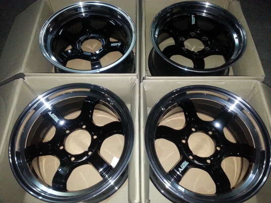 แมกซ์ใหม่te37v 17&times;8.5"