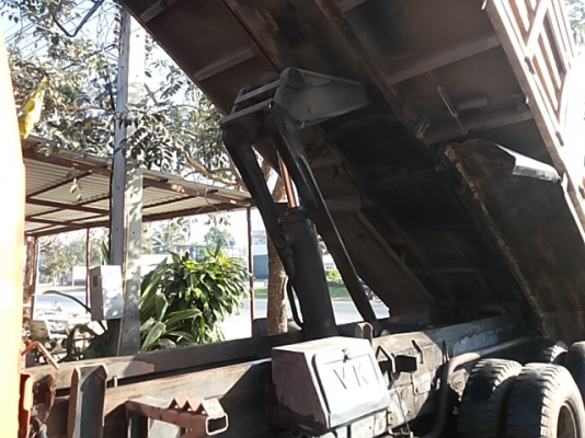 สิบล้อ isuzu เครื่อง 6BG เกีย isuzu 195 สิบล้อ isuzu เครื่อง 6BG เกีย isuzu 195