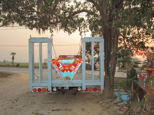 ลดแล้วจ้าขายหัวลากรถเกี่ยวร็อก 175 เครื่องส้ม เบรคทิฟฟี่ 960000  จัดไป