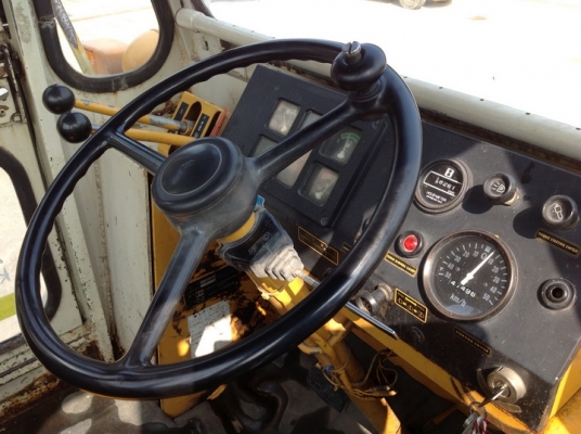 รถตักล้อยาง Komatsu 510 เก่าญี่ปุ่น ซีเรียล 1514X กรองเดี่ยว บุ้งกี๋ 1.2Q