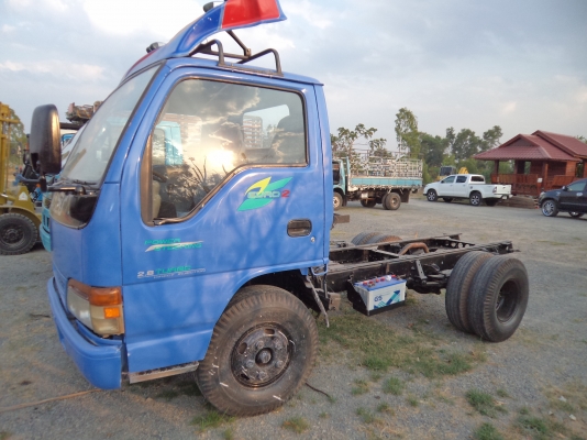 ขาย345000บาทรถอีซูซุหัวการ์ตูน6ล้อช่วงสันเครื่อง88แรง สภาพสวยๆ