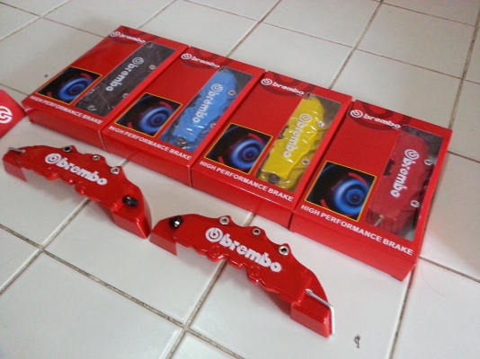 ฝาครอบคาลิปเปอร์ 300ต่อชุดครับ