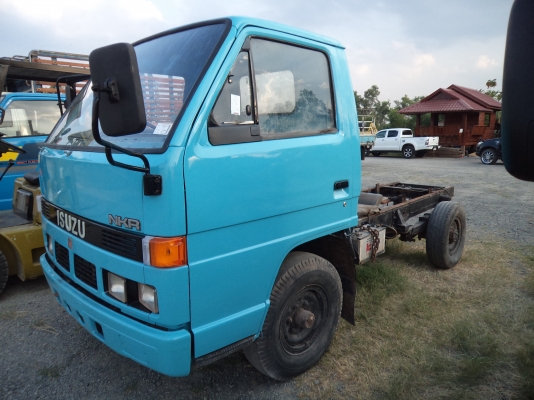ขาย185000บาทรถอีซูซุNKR4ล้อเครื่อง88แรง เอกสารพร้อม