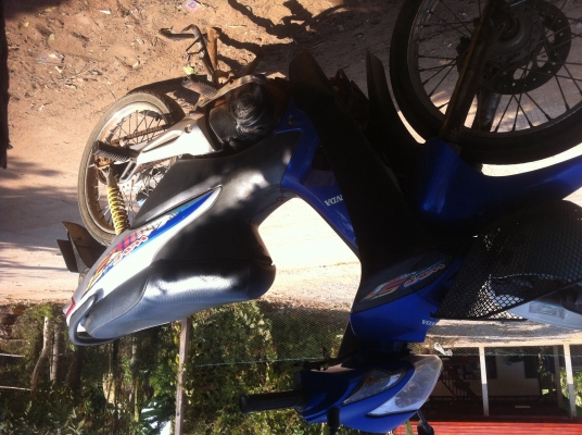 ขาย Wave100 รถบ้าน ขายตามสภาพ ทะเบียนพร้อมชุดโอน 0848358427