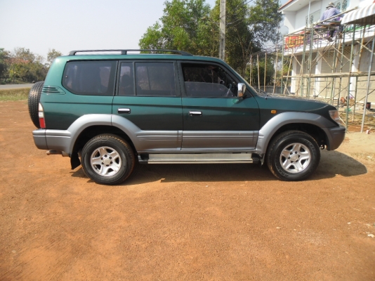 ขายรถ TOYOTA PRADO LANDCRUICER ปี 44 สวยเดิมๆ ไม่เคยทำสีเคื่อง 3.5 cc ติดแก๊ส LPG หัวฉีดลงเล่มแล้วเกียร์ออร์โต่ว