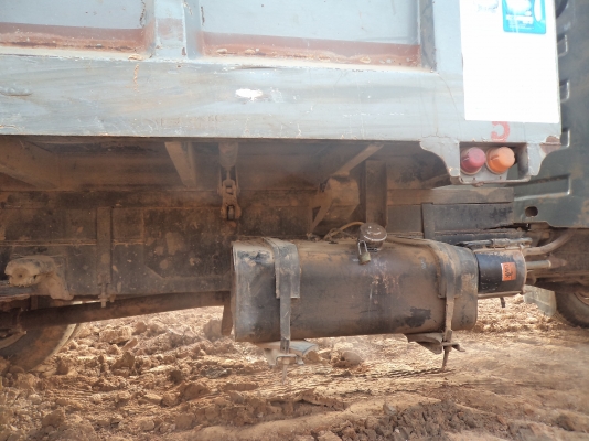 รถดั๊ม6ล้อหัวยาว