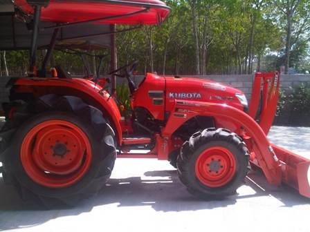 ขายรถไถ Kubota L 3608 (4WD) พร้อมดันหน้าคานบนตราช้าง