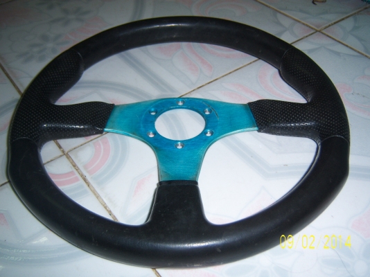 พวงมาลัย13 นิ้ว