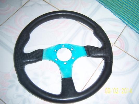 พวงมาลัย13 นิ้ว