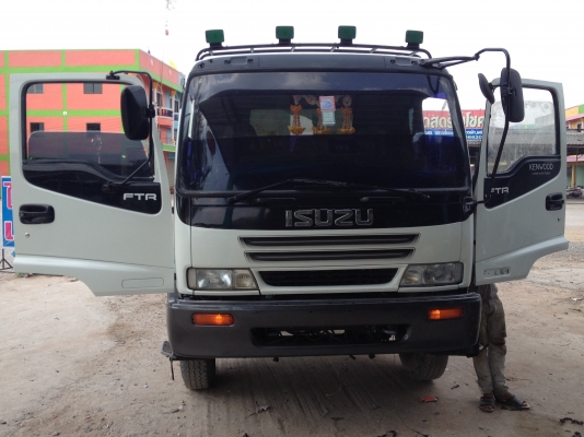 เดกก้า หกล้อดั้ม ห้างแท้ ยางเก้า เดิมหมด เบรคทริฟฟี่ แอร์