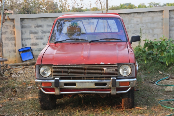 ขาย RN30 ม้ากระโดด 4 ขอ แห้งๆ เดิมๆ