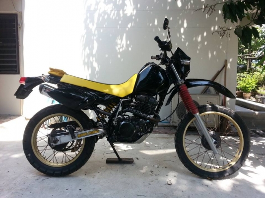 Yamaha XT250 inv. Yamaha XT250 inv.