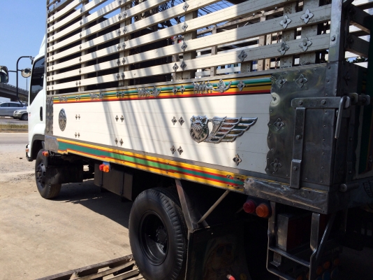 ขายISUZU FRR 210แรง รถ2ปีสวยกริป พร้อมโอน สวยๆตามรูปราคาไม่แรง