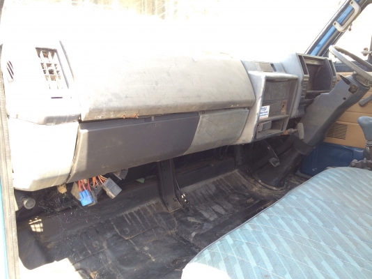 ขายISUZU NPR ยาว5เมตร รถสวย พร้อมใช้