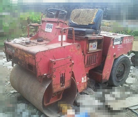 รถบดBOMAG 4 ตัน รถบดBOMAG 4 ตัน