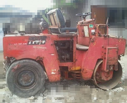 รถบดBOMAG 4 ตัน รถบดBOMAG 4 ตัน