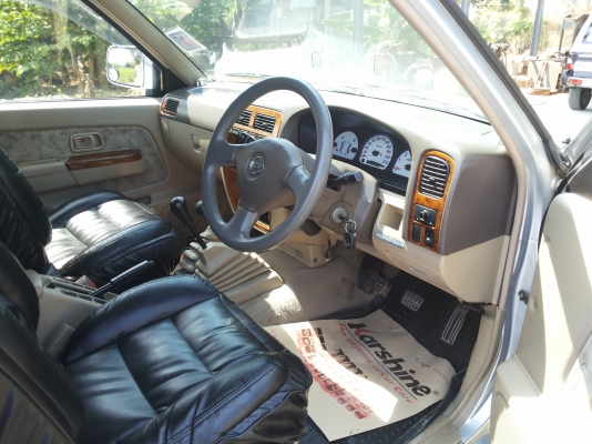 รถกระบะ NISSAN FRONTIER 4x4 3.0 TURBO ปี 2002 สีบรอน