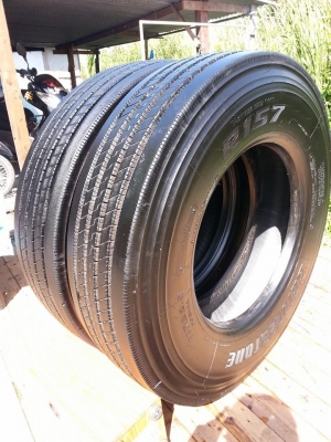 ขายยางbridgestone 11R22.5สวยๆ