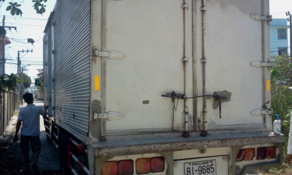 ขาย FF 3H. 195 ทิฟฟี่. เพาเว่อ. ยาว 7.2 เมตร ปี 39 ขาย FF 3H. 195 ทิฟฟี่. เพาเว่อ. ยาว 7.2 เมตร ปี 39