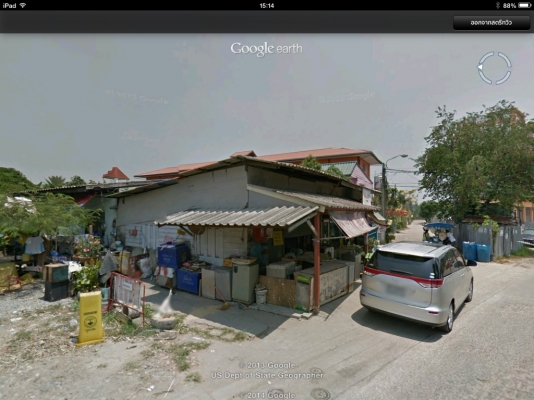 ให้เช่าที่หัวมุมติดถนน ทำเลดีเยี่ยม