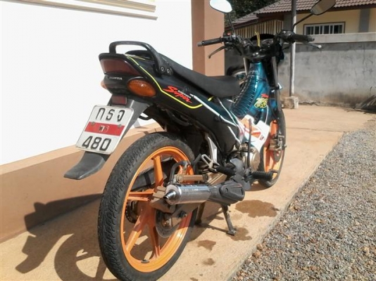 ขายเทน่าล้อแม็กทะเบียนพร้อมโอนรถปี 40 ภาษีพึ่งขาดรถเดิมพร้อมใช้ ขาย 8500 บาท