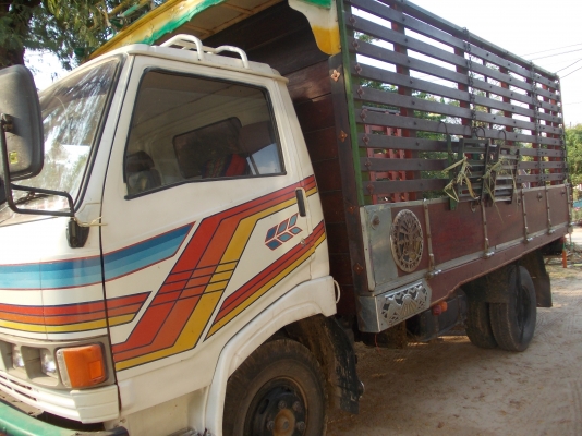 Hino  km 777