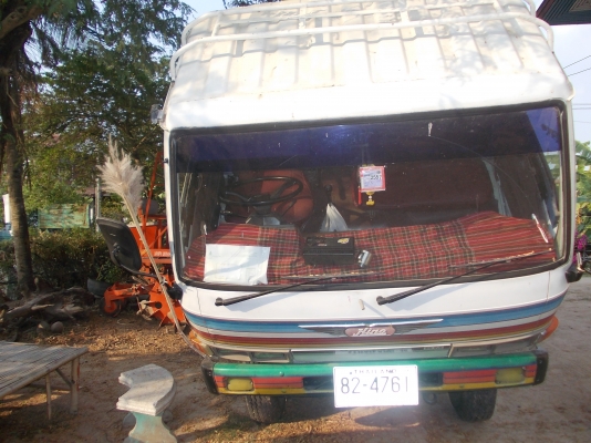 Hino km 777 Hino km 777