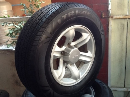 ขายล้อเล็บเหยี่ยวแท้  พร้อมยาง