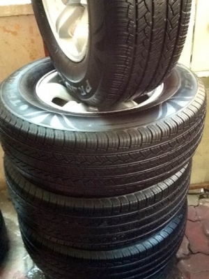 ขายล้อเล็บเหยี่ยวแท้ พร้อมยาง ขายล้อเล็บเหยี่ยวแท้ พร้อมยาง