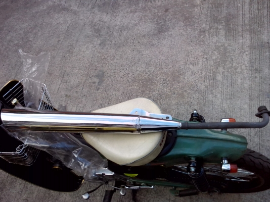 ขายท่อสภาพสวยใส่ wave100 ลดราคาเเล้วคับ(ด่วนๆ)