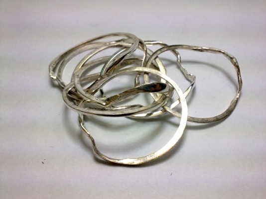 ((((((ขายเลสข้อมือเงิน+แหวนกลเงิน))))) ((((((ขายเลสข้อมือเงิน+แหวนกลเงิน)))))