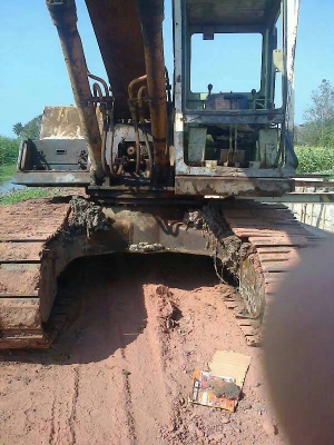 แบคโฮ200-3