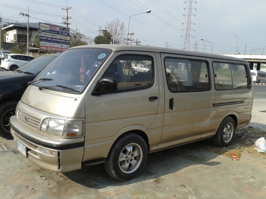 ขายรถตู้ TOYOTA  ปี 95  สภาพดี พร้อมใช้