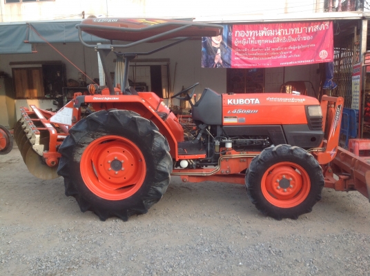 ปัญญาแทรคเตอร์มาแล้ว...นางฟ้า ครับ รถไร่แท้ๆ ไม่เคยลงน้ำ คูโบต้า L4508 DI  พร้อมใบมีดคานล่างFD183F ผาน6x24 CMT ทำงาน 970 ชม. จัดส่ง ต. วังหามแห อ.ขานุฯ จ.กำแพงเพชร