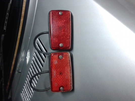 ขายทับทิมข้าง L ,R BMW E21