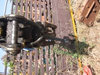 ขายหัวคีบไม้ คีบเหล็ก สำหรับติดรถขุด รถแบคโฮ มือสองจากญี่ปุ่น พร้อมใช้งาน ราคา 48,000 บาท ขายหัวคีบไม้ คีบเหล็ก สำหรับติดรถขุด รถแบคโฮ มือสองจากญี่ปุ่น พร้อมใช้งาน ราคา 48,000 บาท