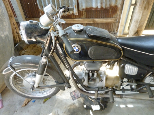 มอเตอร์มอเตอร์ไซค์คลาสสิค BMW R 26 มอเตอร์มอเตอร์ไซค์คลาสสิค BMW R 26