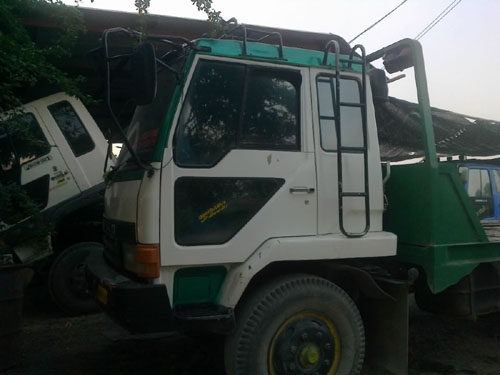 Mitsubishi FN527 เทเลอร์ลากแม็กโคร เครื่อง HO7D สองเพลาถอดเหลือเพลาเดียว Mitsubishi FN527 เทเลอร์ลากแม็กโคร เครื่อง HO7D สองเพลาถอดเหลือเพลาเดียว