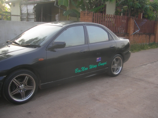 มาสด้า323ซีด้าน ปี38 เกียร์ออโต้ ติดแก็ช แอร์เย็น ภาษีไม่ขาด ดิสเบรก4 ล้อ กระจกไฟฟ้า เช็ลทรันล็อก