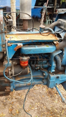 ฟอร์ด3000 เก่านอกยังไม่เคยใช้งานเลย ฟอร์ด3000 เก่านอกยังไม่เคยใช้งานเลย