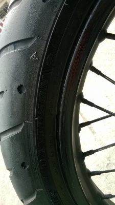 ขายยาง harley 130/70/18เส้นละ850 ขายยาง harley 130/70/18เส้นละ850