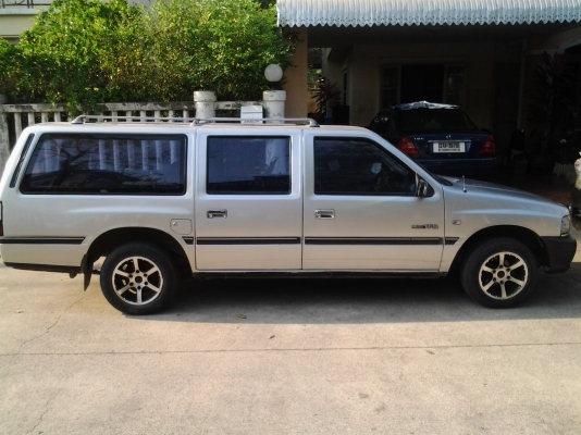 ISUZU Adventure สีบรอนซ์เงินขายไปถูกๆ