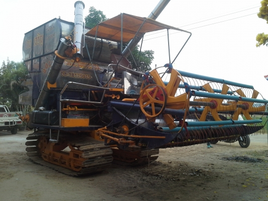 เสร็จแล้วครับพร้อมส่ง ขายปานเจริญ เดิน 12 HTเครื่อง มิตซู+turbo (235 แรง) โซ่ D3 ข้   โรลเลอร์ D3 12 ลูก หน้าเกี่ยว 3 เมตร อุ้มเลด 2.5 ตัน