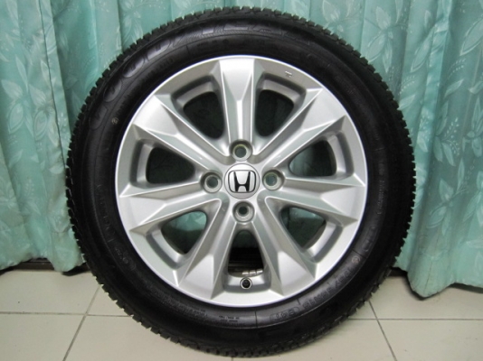 ขายล้อแม็กป้ายแดง Honda Jazz พร้อมยางขอบ 15